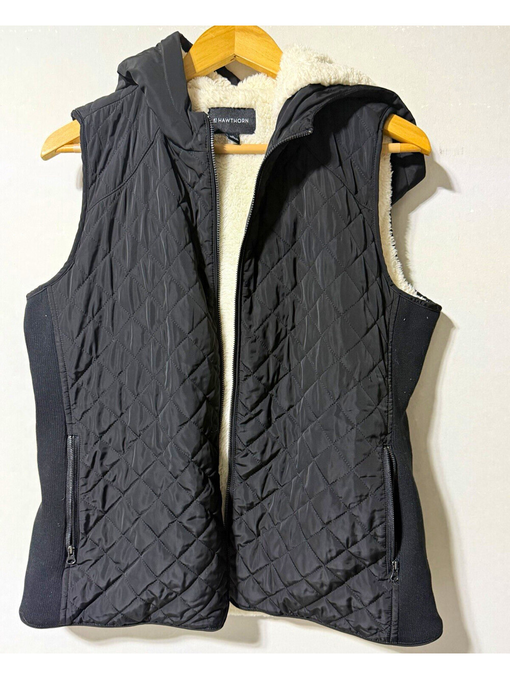 41 Hawthorn Women’s Black Quilted Hooded Full Zip Sherpa Lined Vest Pockets XL